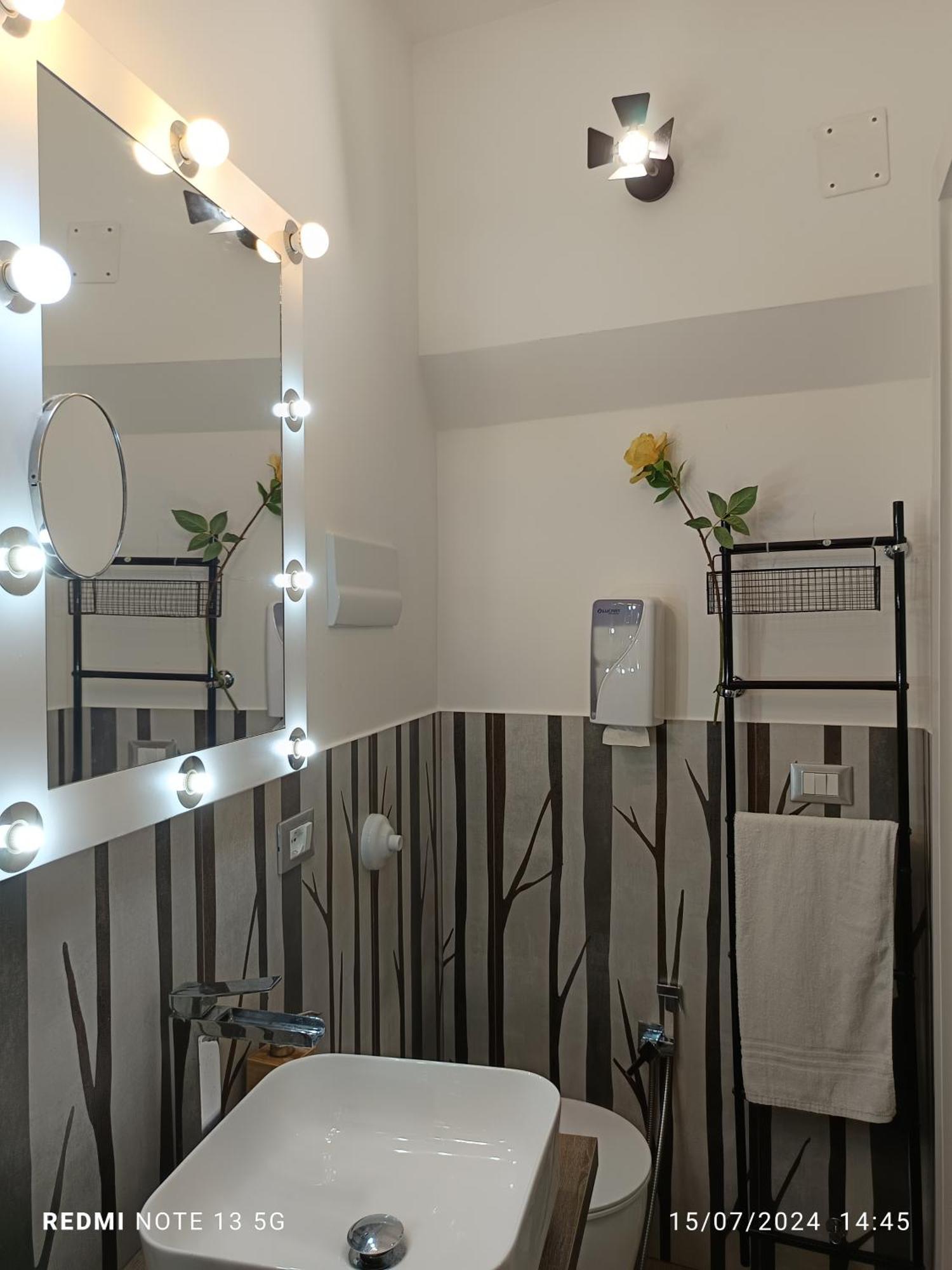 Ostello Exclusive Dependance Palermo Exterior photo
